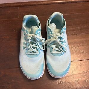 Nike Women’s Light Blue Athletic Sneakers (Size 8)